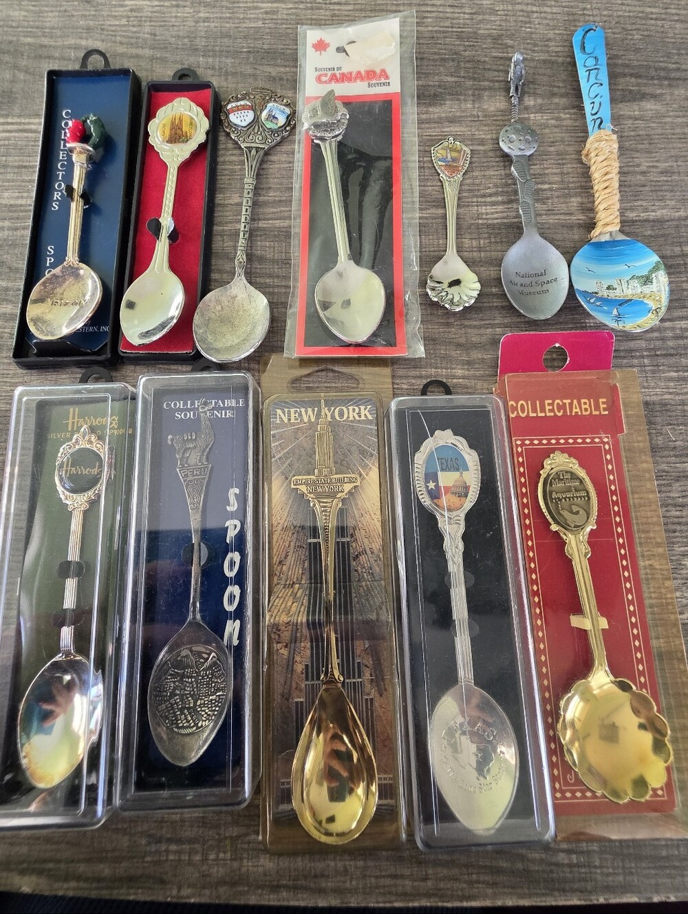 Vintage Souvenir Spoons Lot of 12 Travel Collector Plated Mixed Cities States